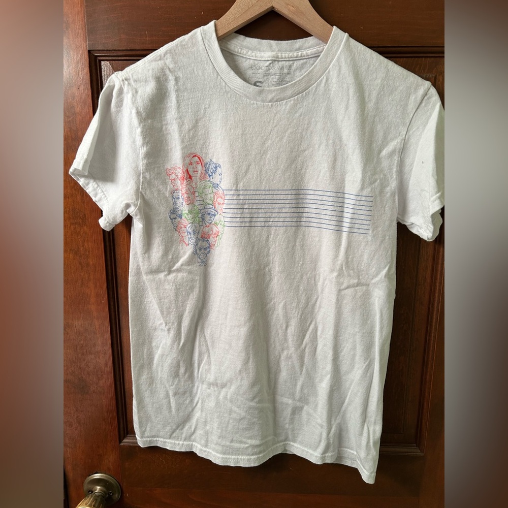 LOOTCRATE EXCLUSIVE Doctor Who awesome graphic tee. Size S